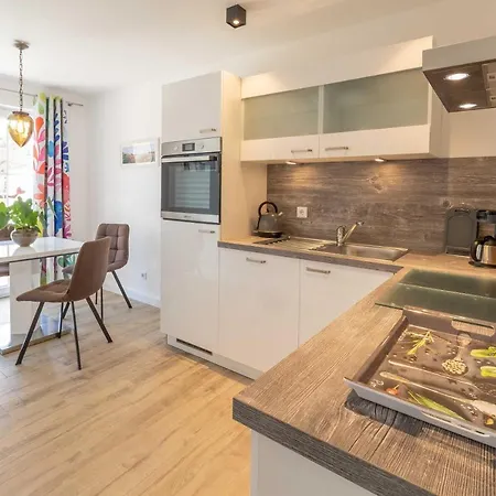 Alte Fischfabrik Inselglueck Lauterbach (Rugen)